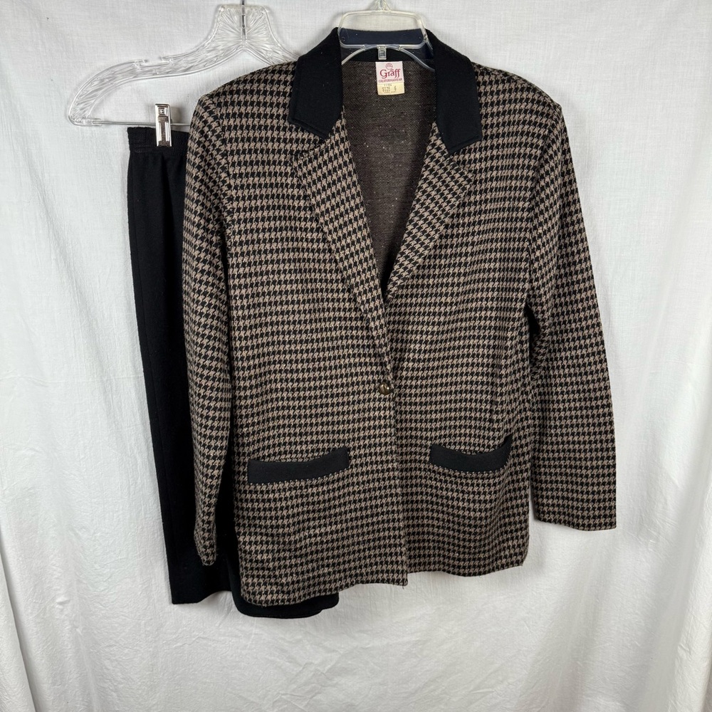 Women's Black and Tan Houndstooth Knit Skirt Set Vintage